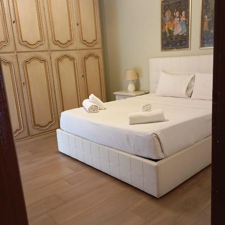 San Giovanni Apartment With Balcony Rome Buitenkant foto