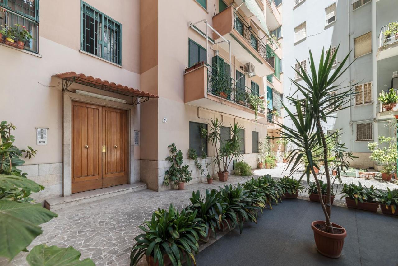 San Giovanni Apartment With Balcony Rome Buitenkant foto
