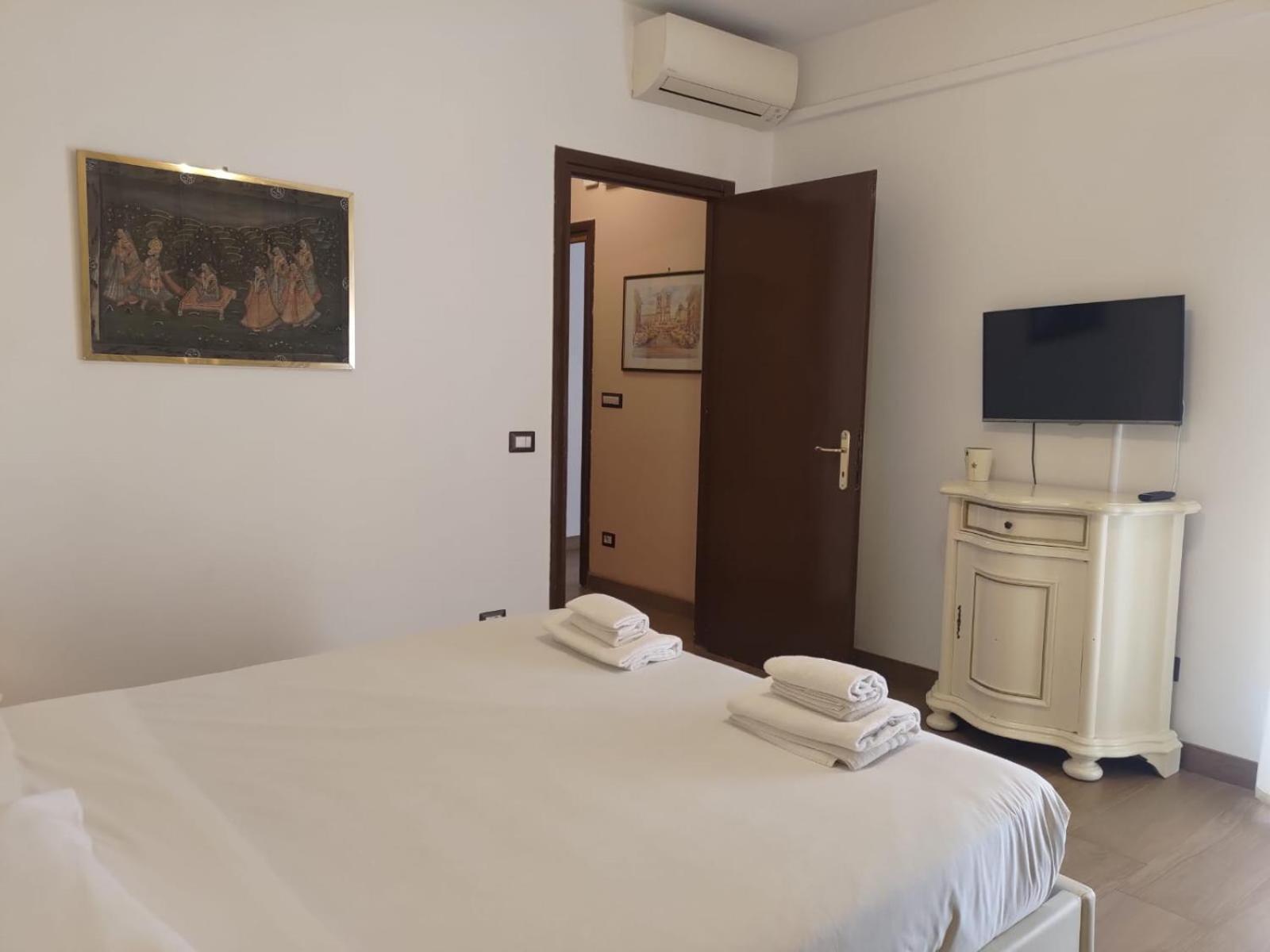 San Giovanni Apartment With Balcony Rome Buitenkant foto